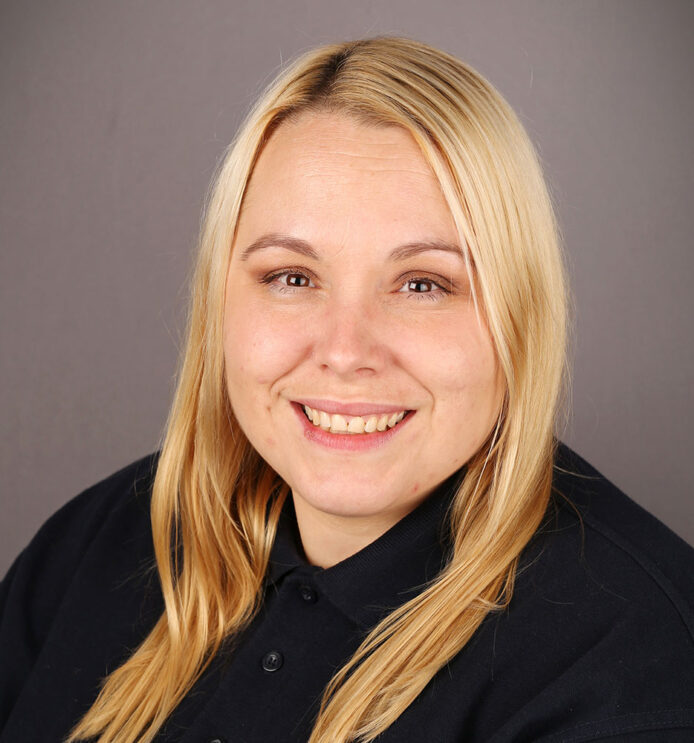 Tiddlywinks team member Laura Morris